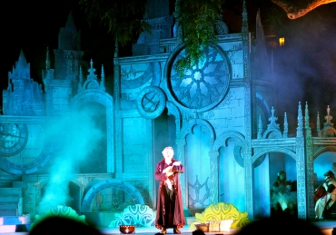 A Dramatic Night: Shakespeare in the Park 2014-2015