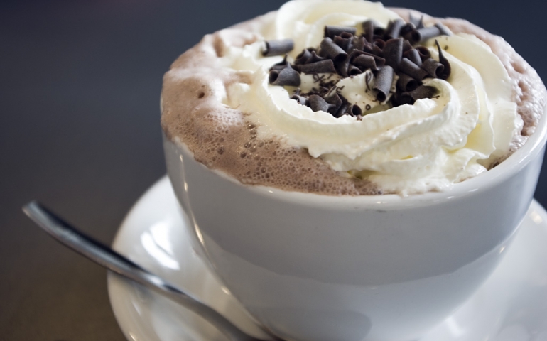 Baby it’s cold outside: 5 Ways to keep Yourself Warm this Winter