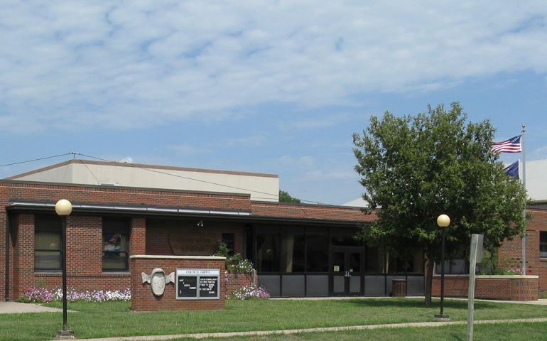 Honors Program Donates School Supplies