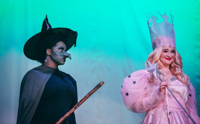 The wicked witch of the west and glenda the good witch