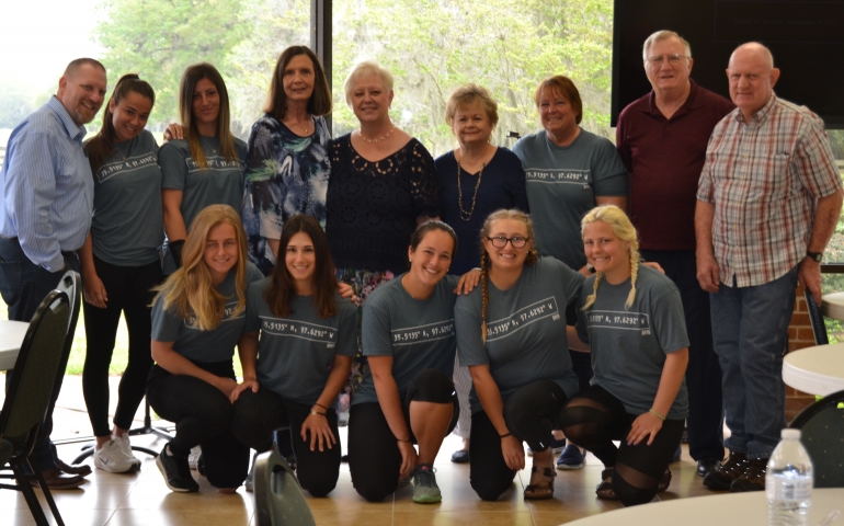 SNU Tennis Team Assists with Hurricane Harvey Relief