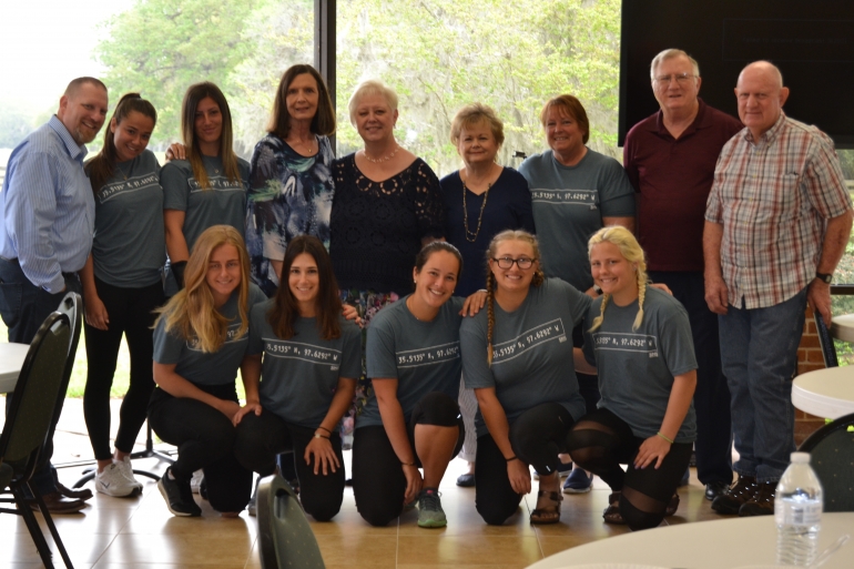 SNU Tennis Team Assists with Hurricane Harvey Relief