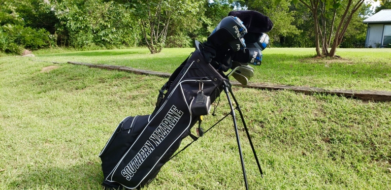 Tee it High, Let it Fly: SNU’s Golf Teams