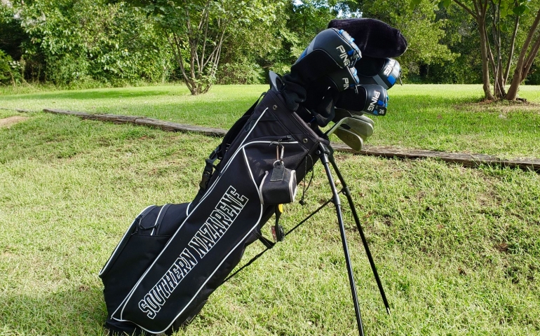 Tee it High, Let it Fly: SNU’s Golf Teams