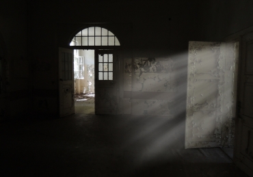 A Wicked Good Time or a Wicked Waste: A Review of Local Haunted Houses