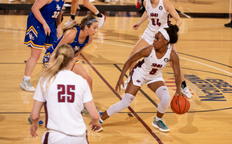 Women’s Basketball Home Opener