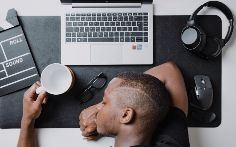 Side Effects of Procrastination: How Delaying Tasks Affects Mental & Physical Wellbeing