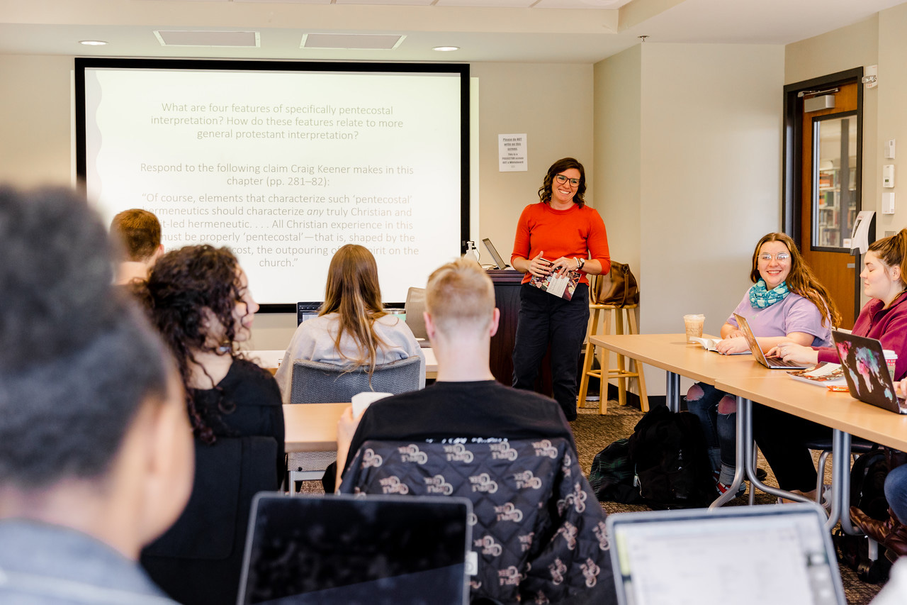 Learning Faith Faculty Focus on Integrating Faith and Learning – The Echo