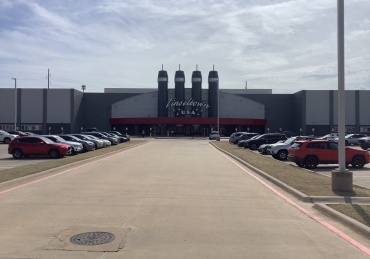 The Monkey Isn’t Much More Than Dark Laughs and Two Great Theo James Performances, but That’s Okay