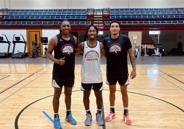 Seniors Set the Tone for 2025-2026 SNU Men’s Basketball Season