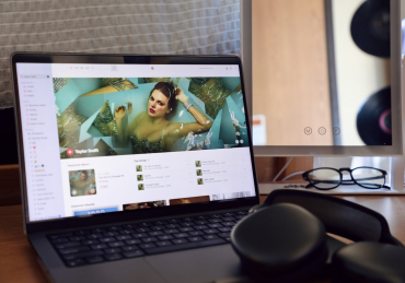 SNU Is in Its Showgirl Era