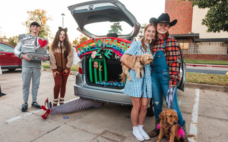 Halloween Memories: Growing Up with Traditions, Costumes, and Candy