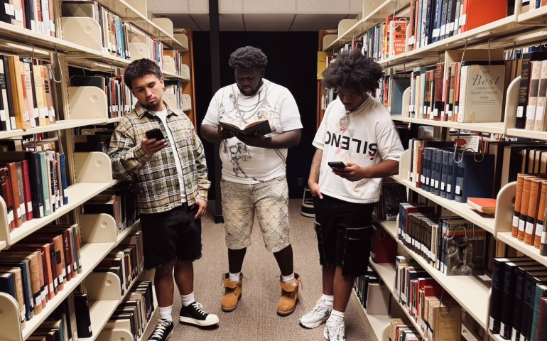 Drip on Campus: Style, Confidence, and Creativity at SNU