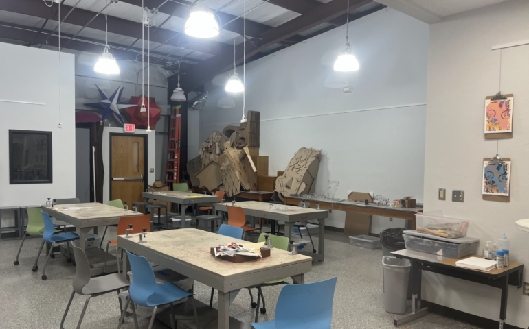 Art That Connects: Students Prepare Installations for Campus Community Art That Connects: Students Prepare Installations for Campus Community